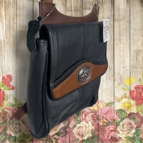 Carroll Collection Black Brown Leather Crossbody Bag - Picture 2 of 16